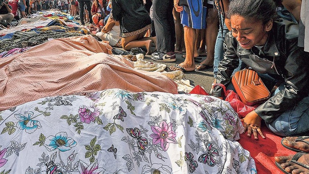 img-19a4c209bf0-desktop